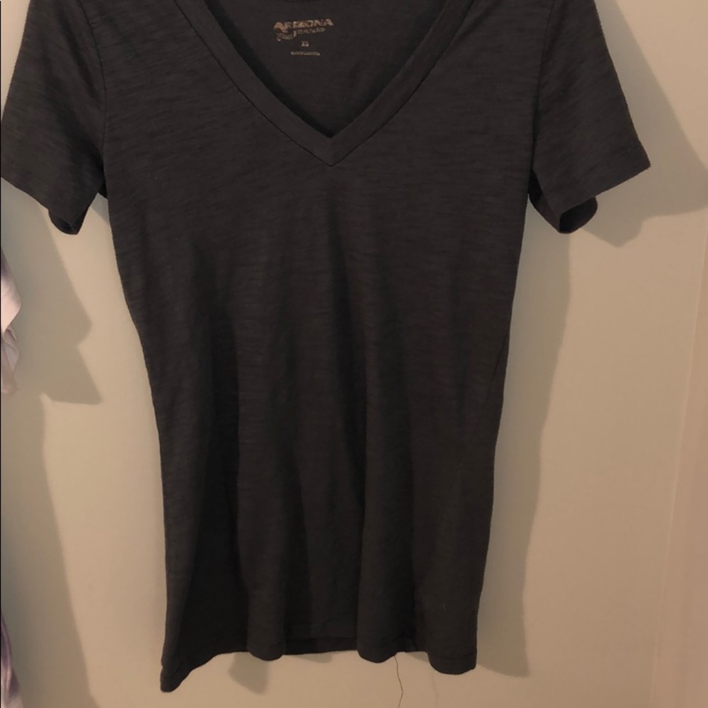 V neck t shirt